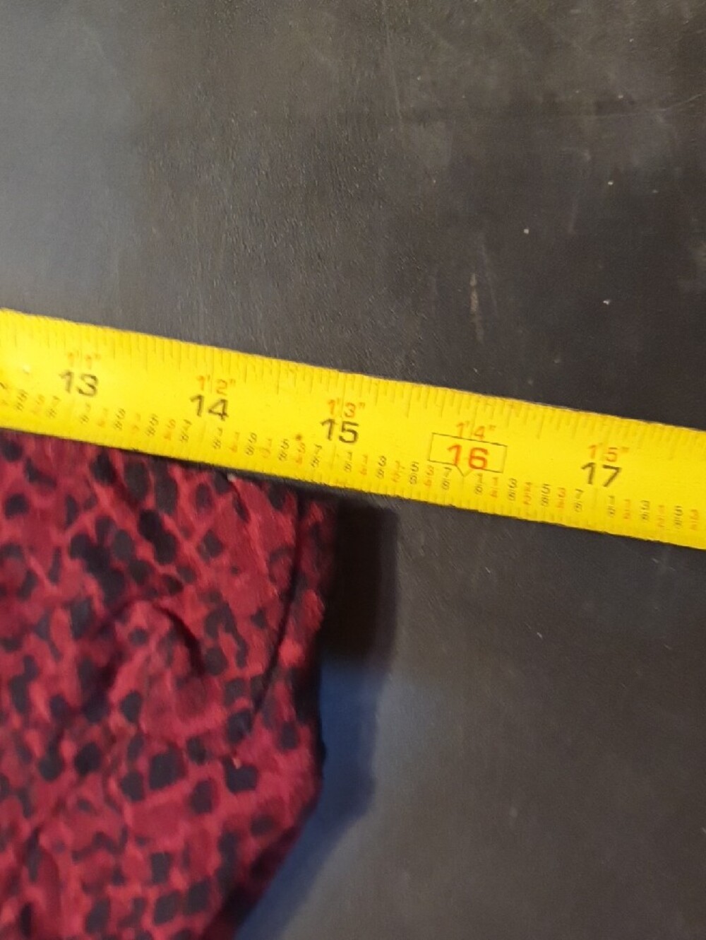 💜 Time and Tru Red Snake Print Leggings - Picture 5 of 6